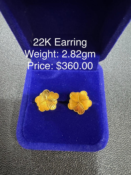 22K Gold Earring