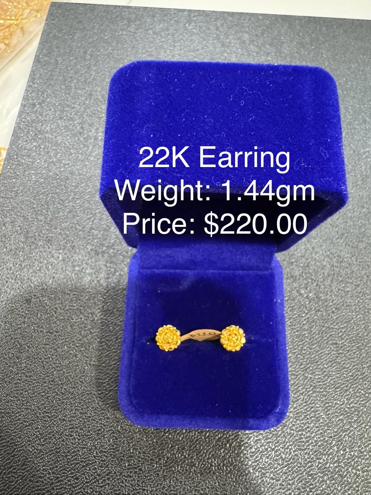 22K Gold Earring